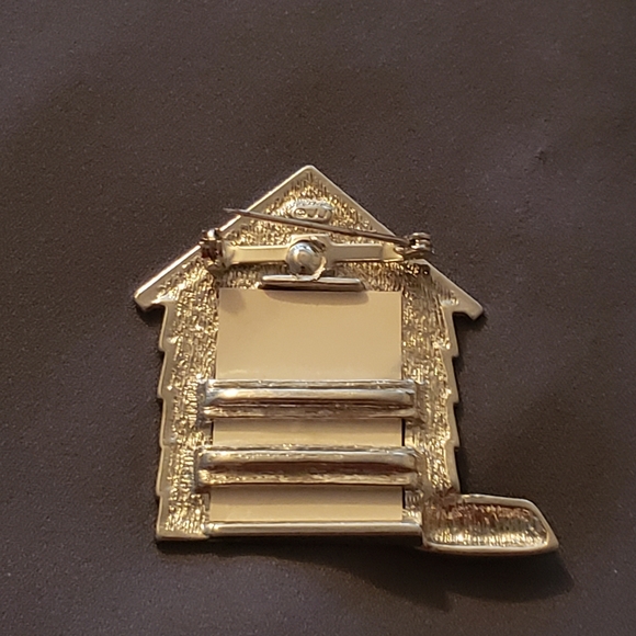 Silver Dog House pin ( put your own Picture in) - Picture 3 of 8